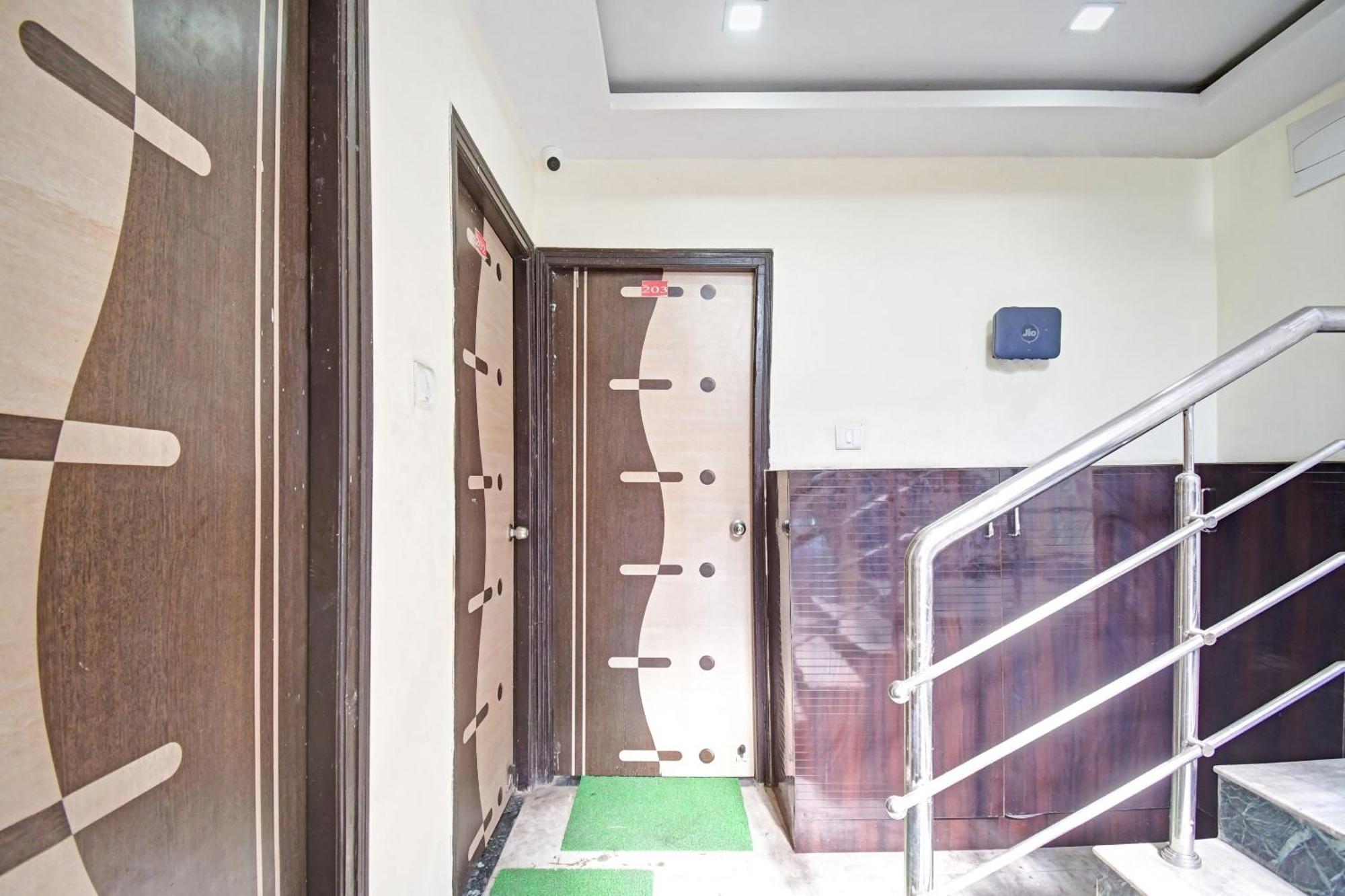 כלכותה Hotel O New Aamaze Inn Near Acropolis Mall מראה חיצוני תמונה